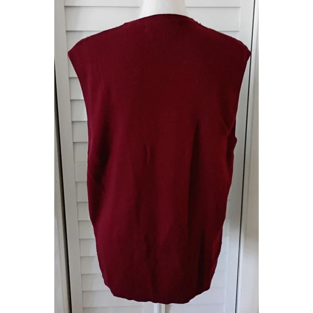 Tommy Hilfiger men's Merino Wool V-Neck‎ Sleeveless Burgundy Vest L